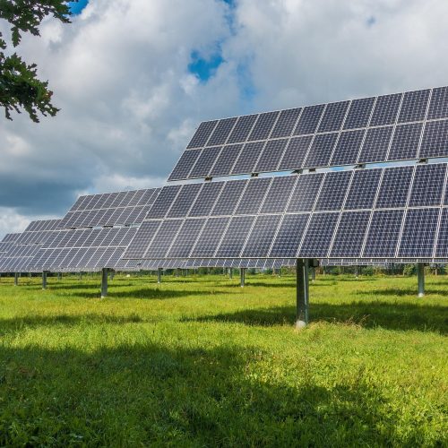 photovoltaic-system-2742302_1920